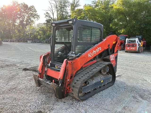 Image of Kubota SVL65-2 equipment image 1