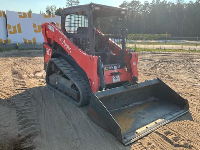 Image of Kubota SVL75-2 equipment image 2