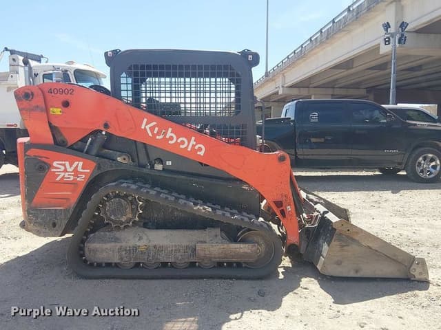 Image of Kubota SVL75-2 equipment image 3