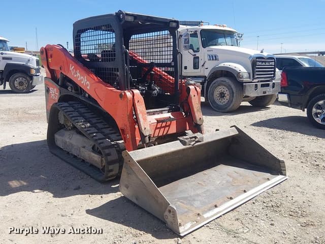 Image of Kubota SVL75-2 equipment image 2