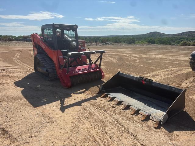 Image of Kubota SVL75-2 equipment image 4
