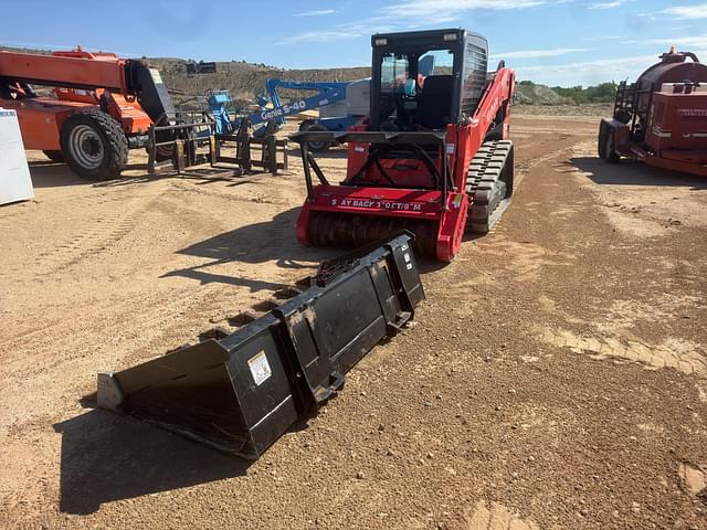 Image of Kubota SVL75-2 equipment image 3