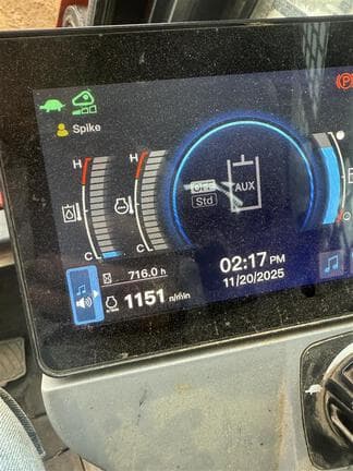 Image of Kubota SVL75-3 equipment image 4