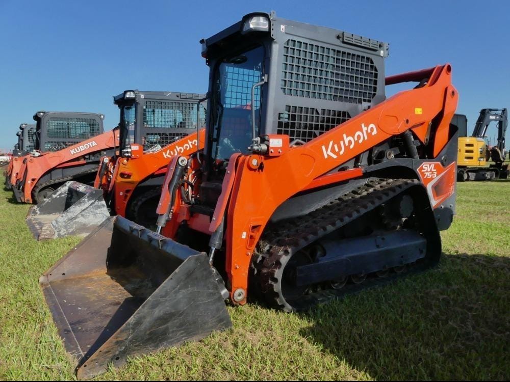 2023 Kubota SVL75-3 Equipment Image0