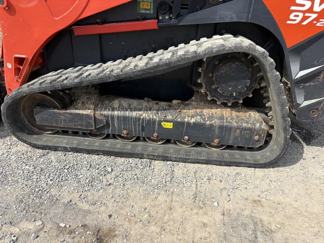 Image of Kubota SVL97-2 equipment image 4