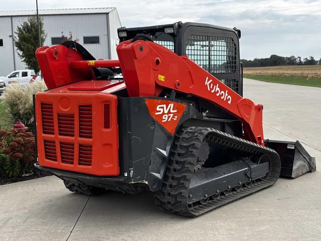 Image of Kubota SVL97-2 equipment image 2