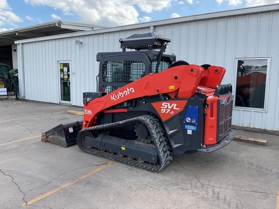 Image of Kubota SVL97-2 equipment image 2