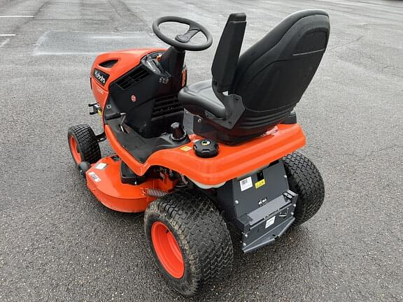 Image of Kubota T2290 equipment image 3