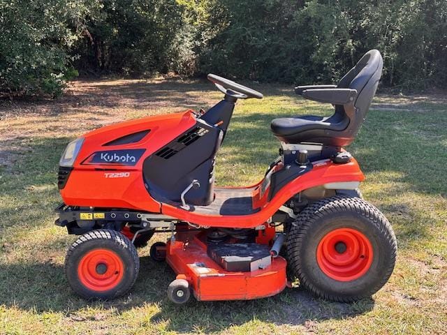 2023 Kubota T2290KWT Equipment Image0