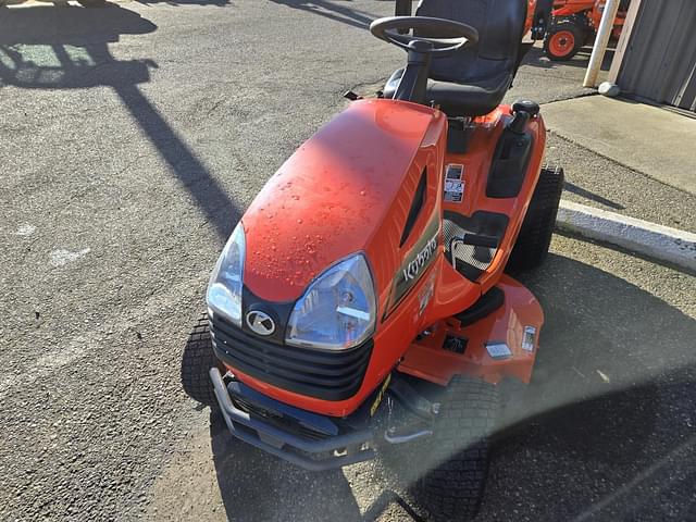 Image of Kubota T2290KWT equipment image 1