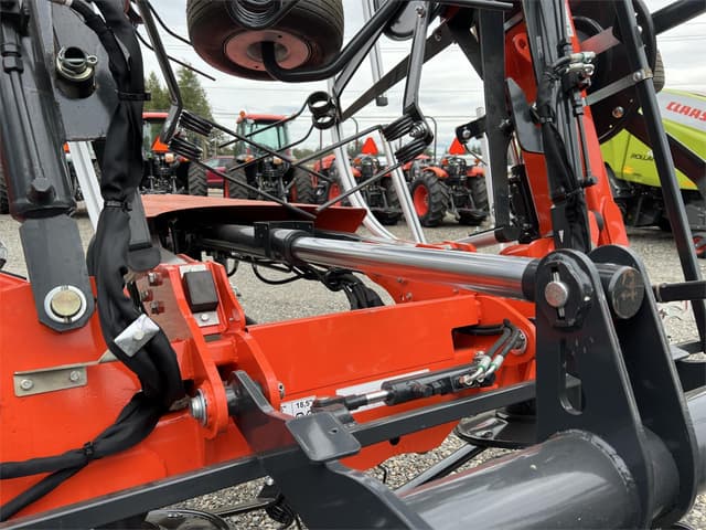 Image of Kubota TE10511C equipment image 3
