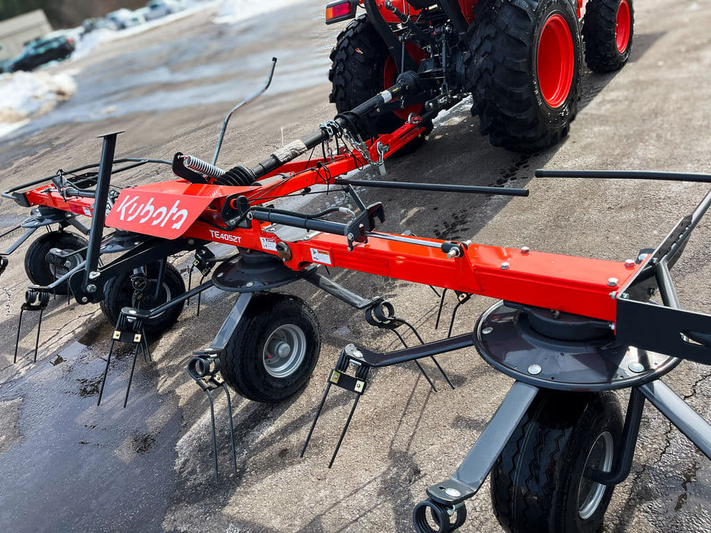 Image of Kubota TE4052T Image 1
