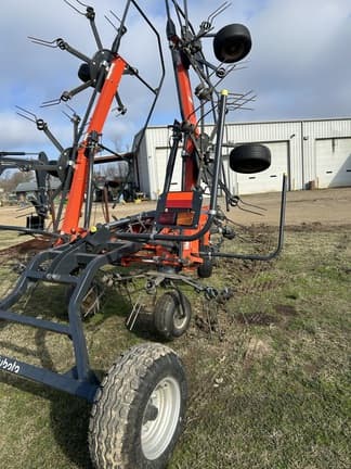 Image of Kubota TE6576CD equipment image 4