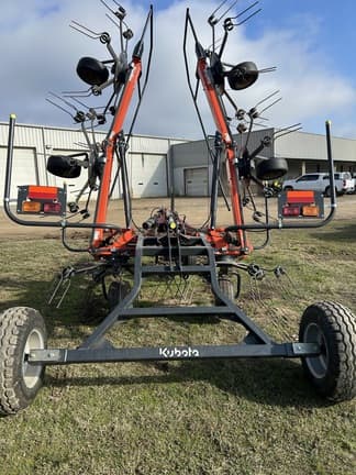 Image of Kubota TE6576CD equipment image 3