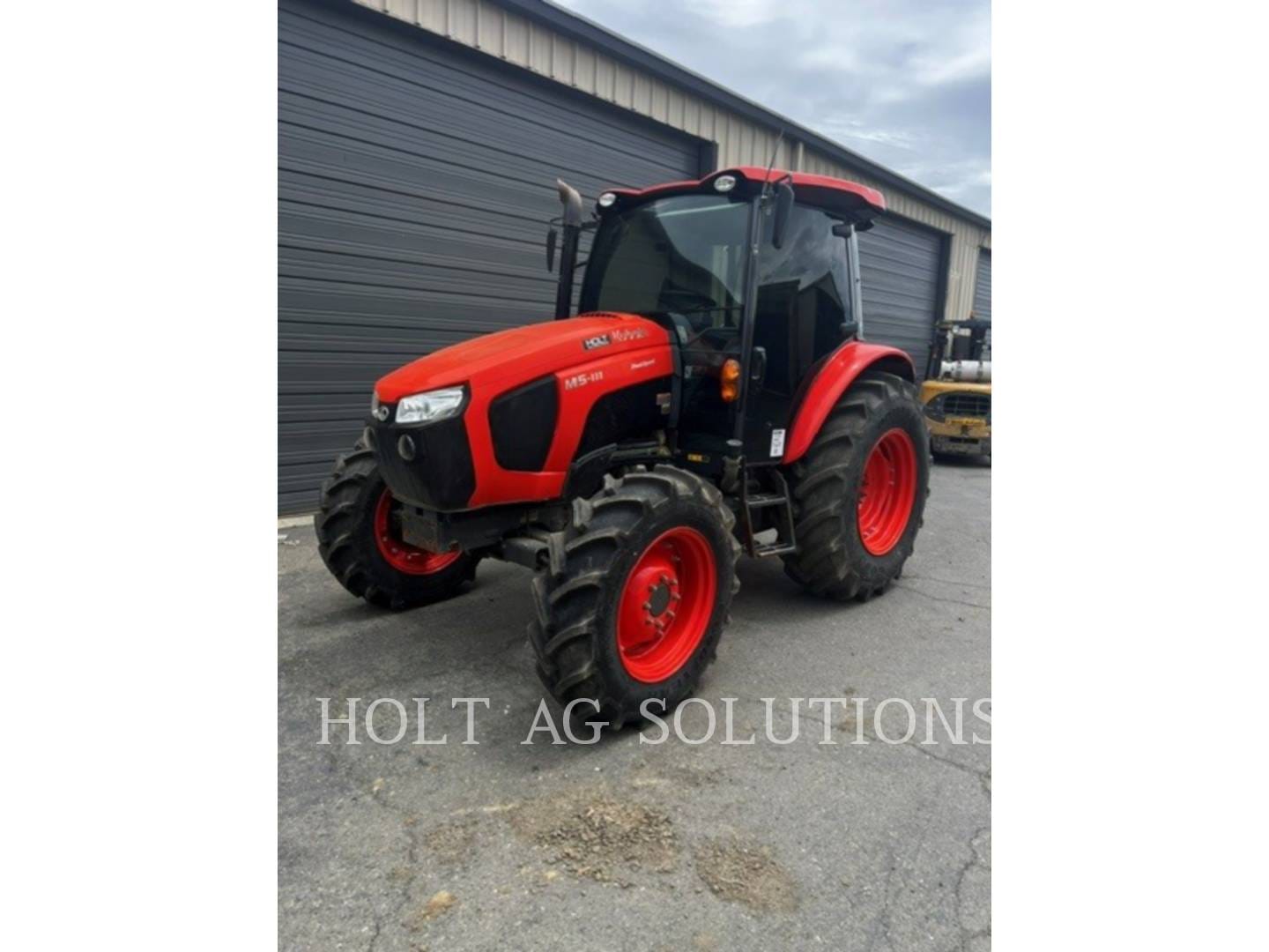 2023 Kubota M5-111HDC Equipment Image0