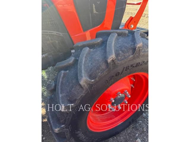 Image of Kubota M6S-111 equipment image 4