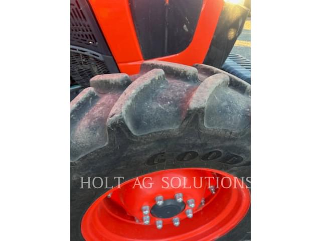 Image of Kubota M6S-111SDC equipment image 4