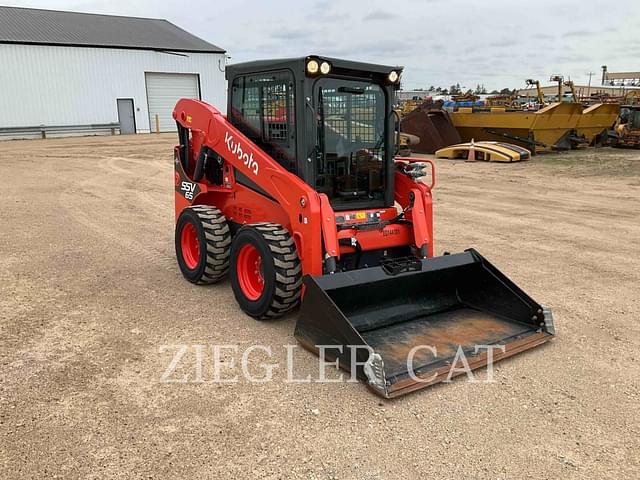 Image of Kubota SSV65 equipment image 4