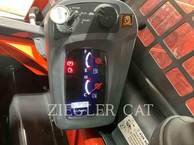 Image of Kubota SSV65 equipment image 1