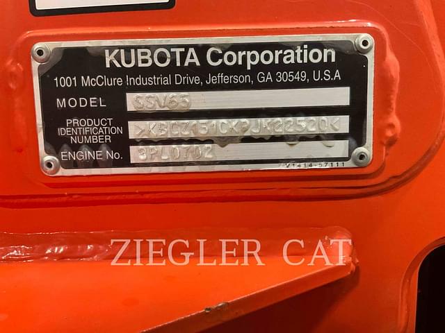 Image of Kubota SSV65 equipment image 4