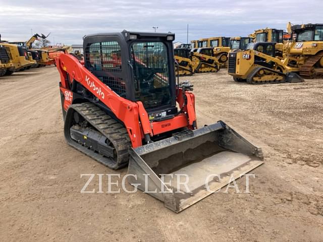 Image of Kubota SVL65-2 equipment image 1