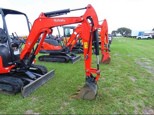 Image of Kubota U27-4 equipment image 3