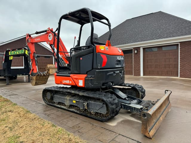 Image of Kubota U48-5 equipment image 2