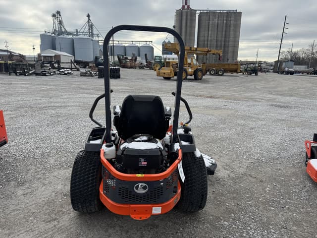 Image of Kubota Z231 equipment image 4