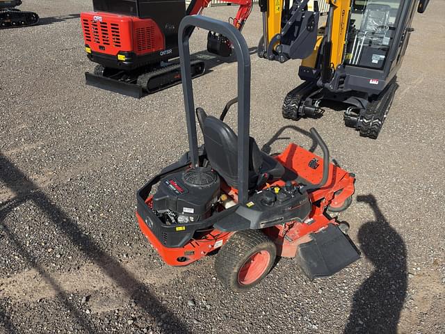 Image of Kubota Z232 equipment image 3
