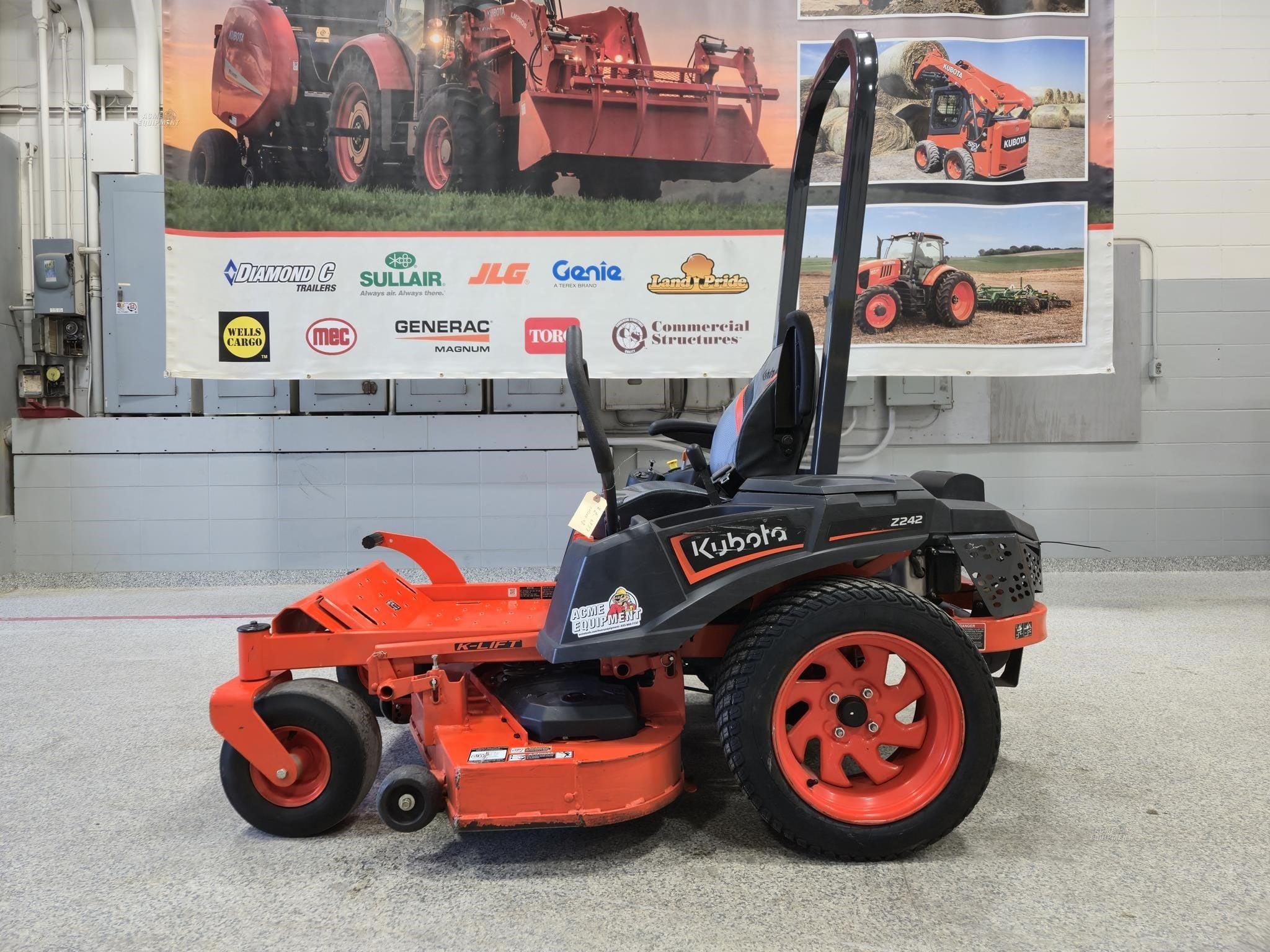 2023 Kubota Z242 Equipment Image0