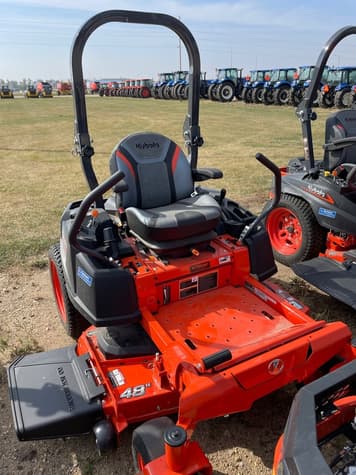 Main image Kubota Z242