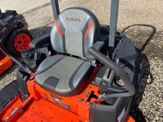 Image of Kubota Z252 equipment image 1
