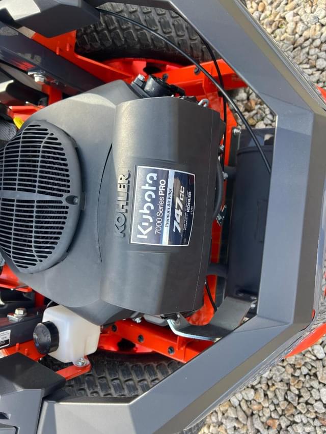 Image of Kubota Z252 equipment image 2