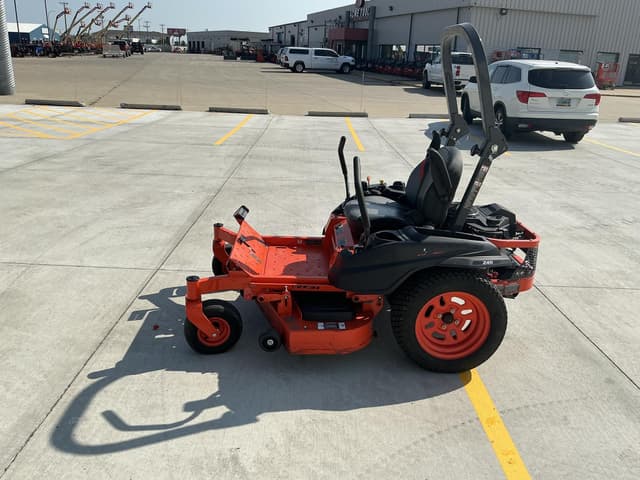 Image of Kubota Z411 equipment image 2