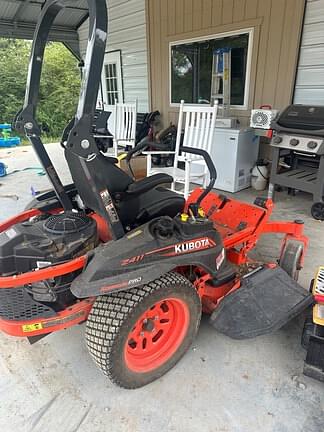 Image of Kubota Z411KW equipment image 2