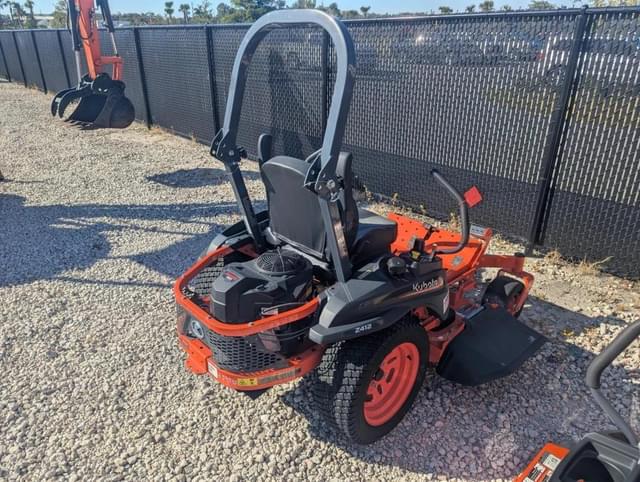 Image of Kubota Z412KW equipment image 2