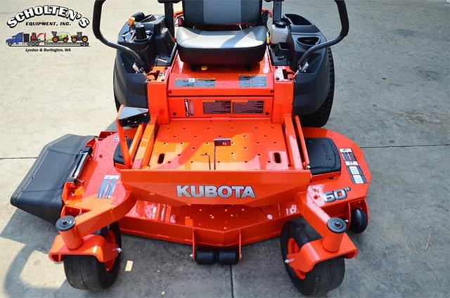 Image of Kubota Z421 equipment image 2