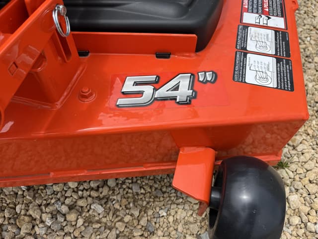 Image of Kubota Z422KW-54 equipment image 4