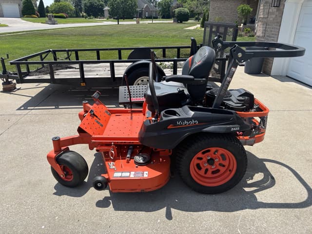 Image of Kubota Z422 equipment image 3