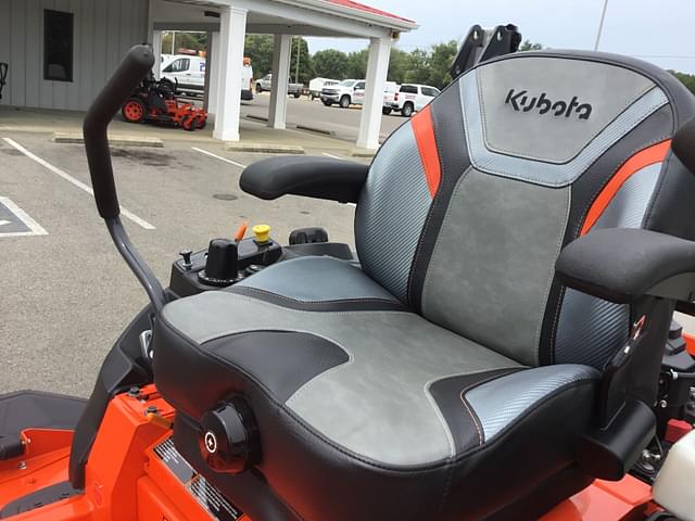 Image of Kubota Z422 equipment image 4