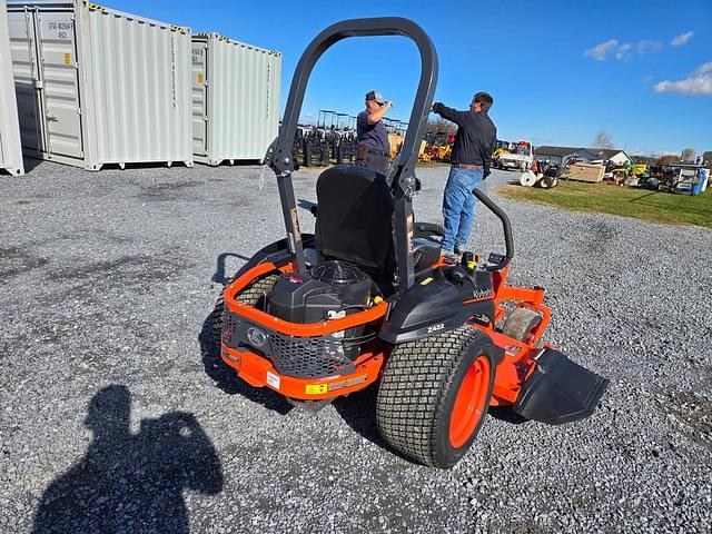 Image of Kubota Z422 equipment image 3