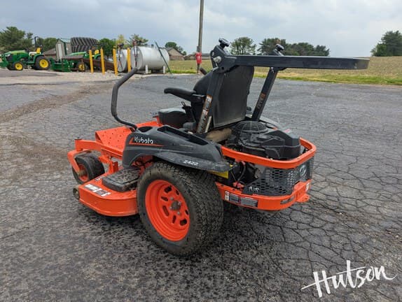 Image of Kubota Z422KW equipment image 3