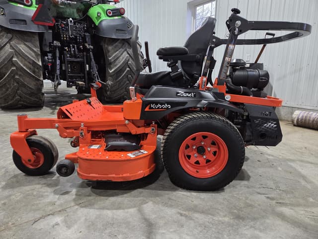 Image of Kubota Z724X equipment image 1