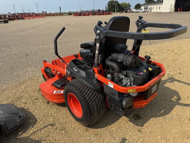 Image of Kubota Z726X equipment image 2
