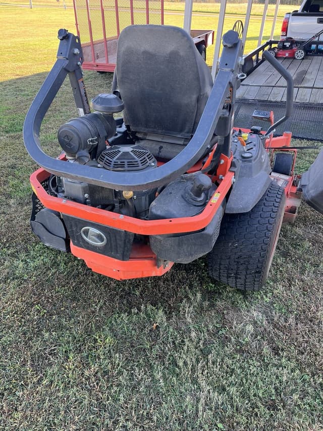 Image of Kubota Z726X equipment image 2