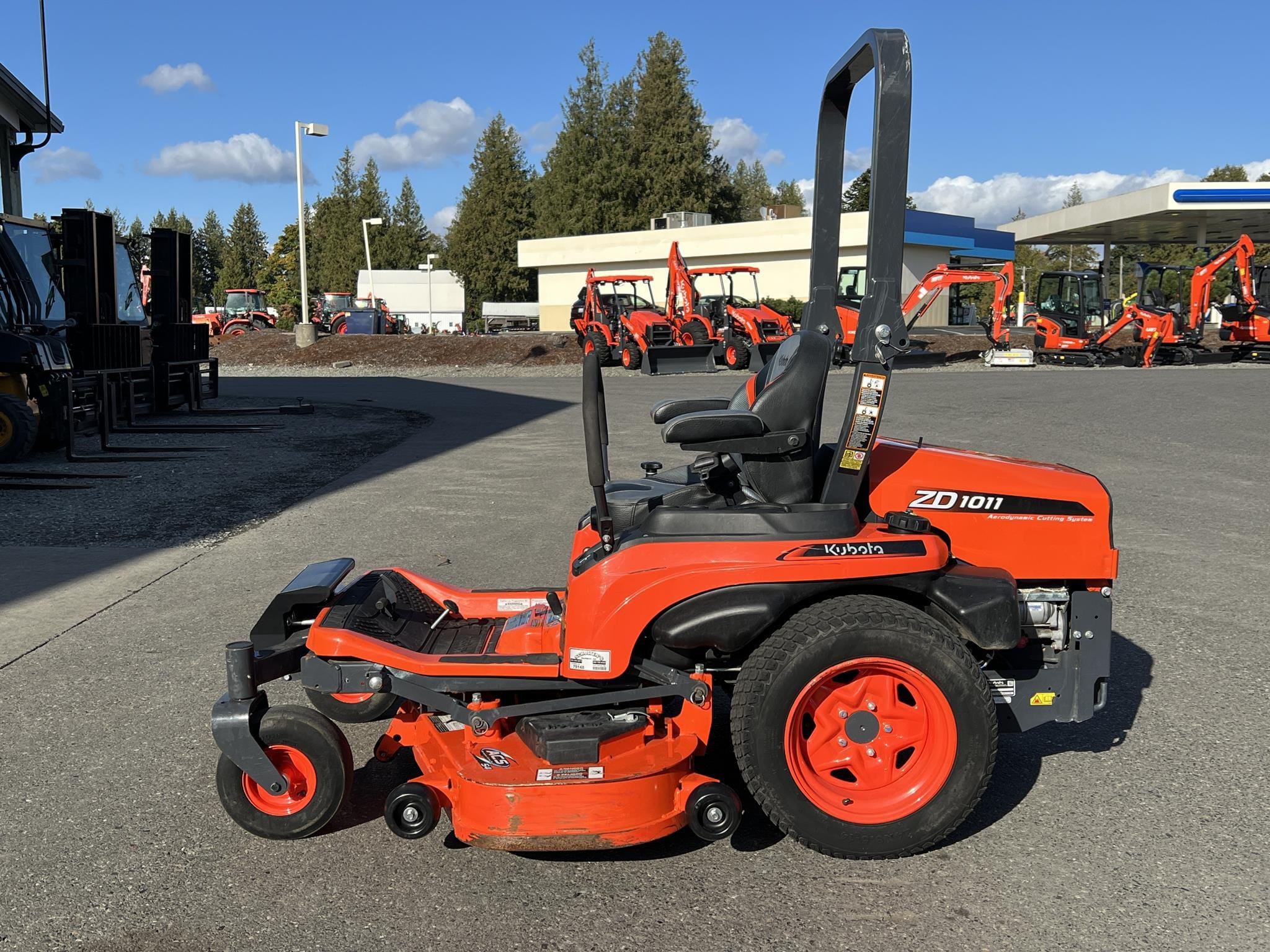 2023 Kubota ZD1011 Equipment Image0