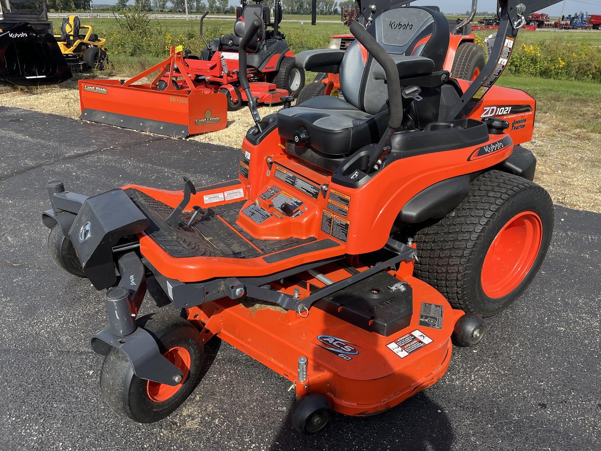 2023 Kubota ZD1021-3-60 Equipment Image0