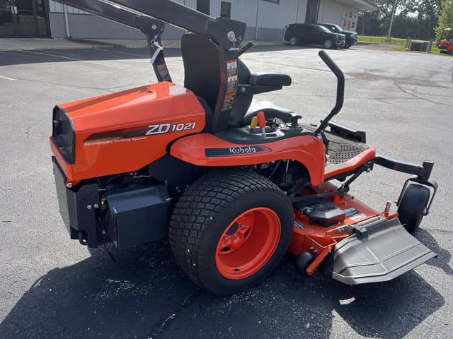 Image of Kubota ZD1021 equipment image 3