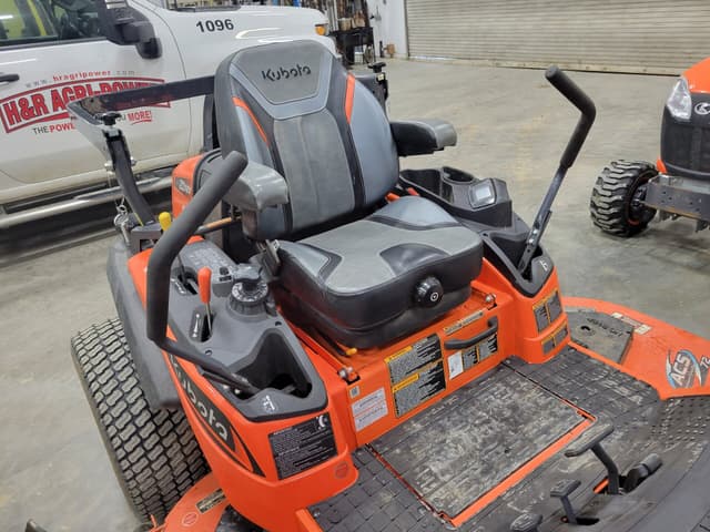 Image of Kubota ZD1211 equipment image 3