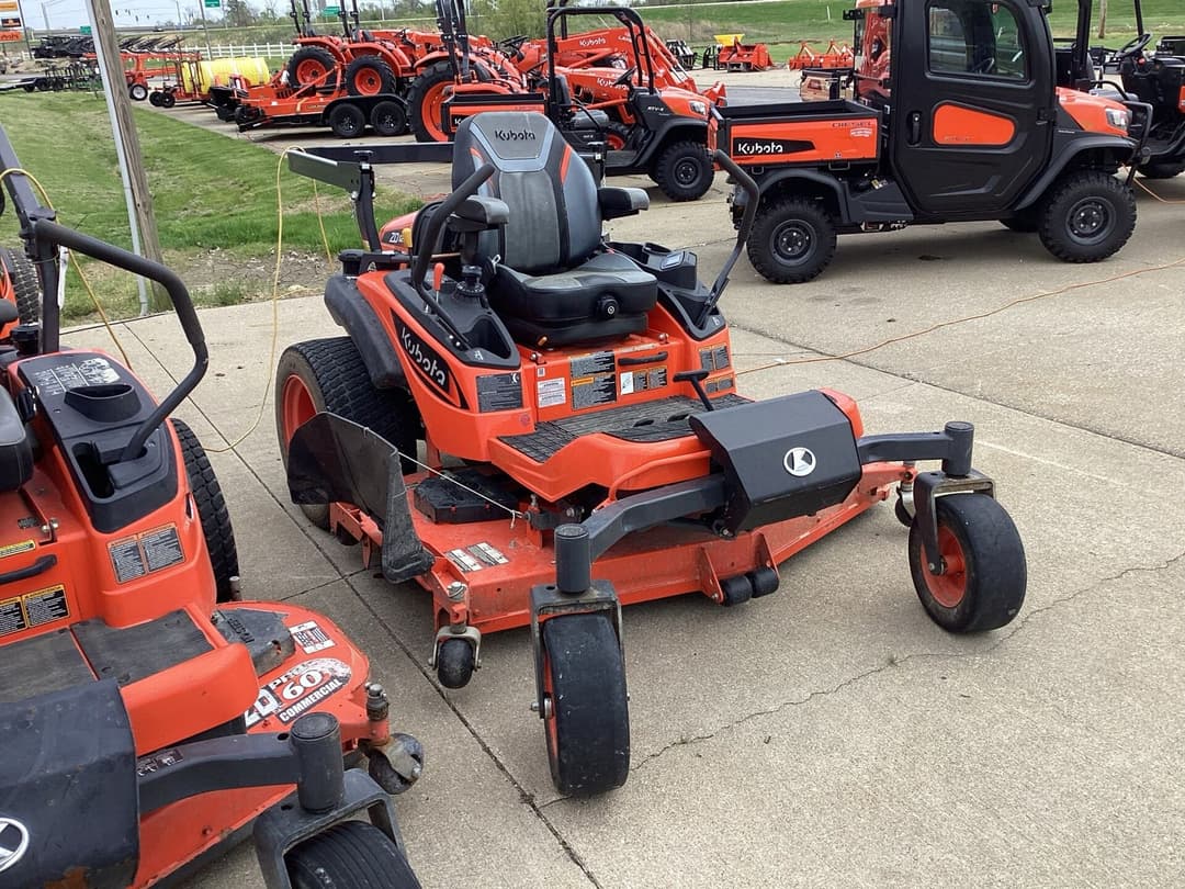 Image of Kubota ZD1211L Primary image